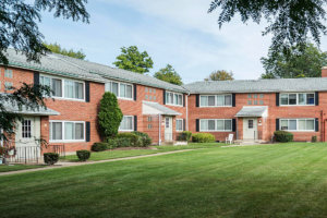 Tonawanda NY Apartments - Riveriew Manor