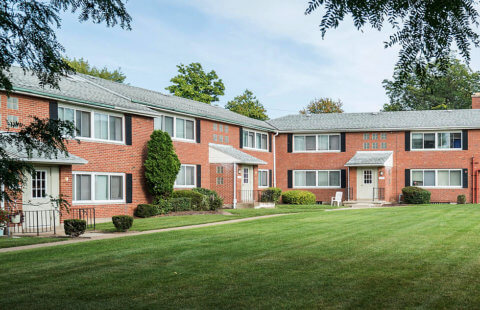 Riverview Manor Apartments