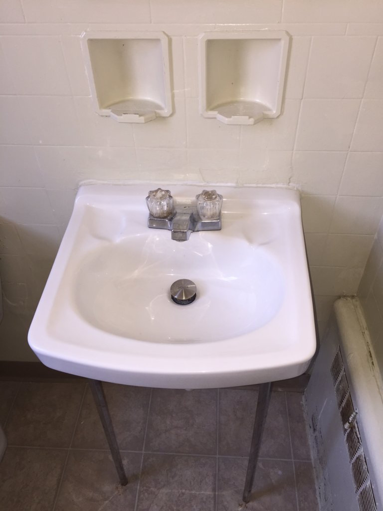 clean sink apartment move out